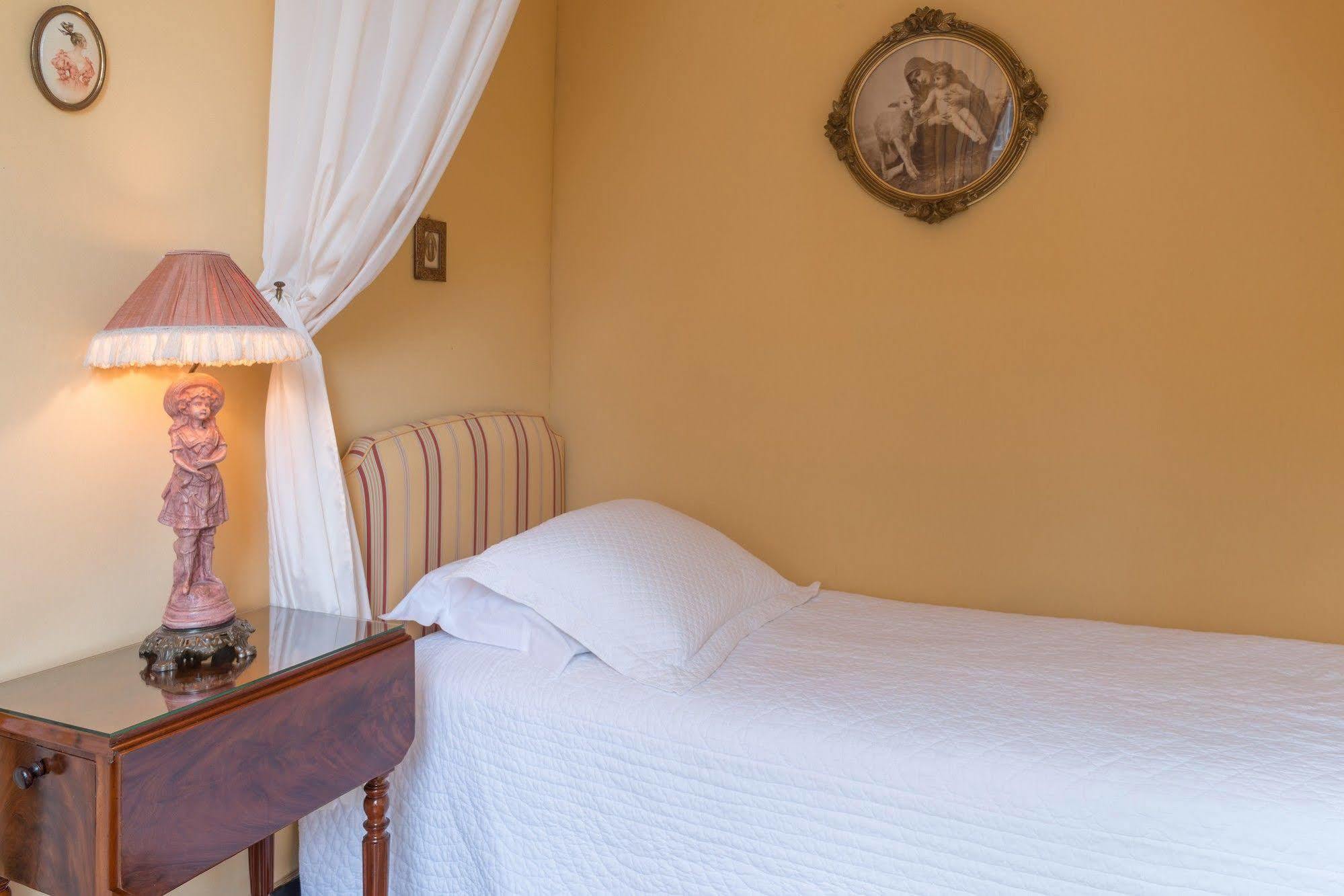 Chateau De Bouceel Bed & Breakfast Vergoncey Luaran gambar