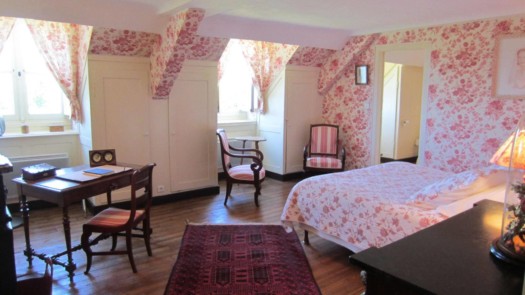 Chateau De Bouceel Bed & Breakfast Vergoncey Luaran gambar